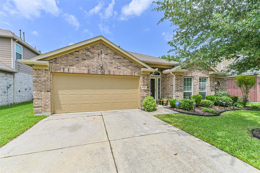 4239 Duneberry Trail, Humble, Texas image 2