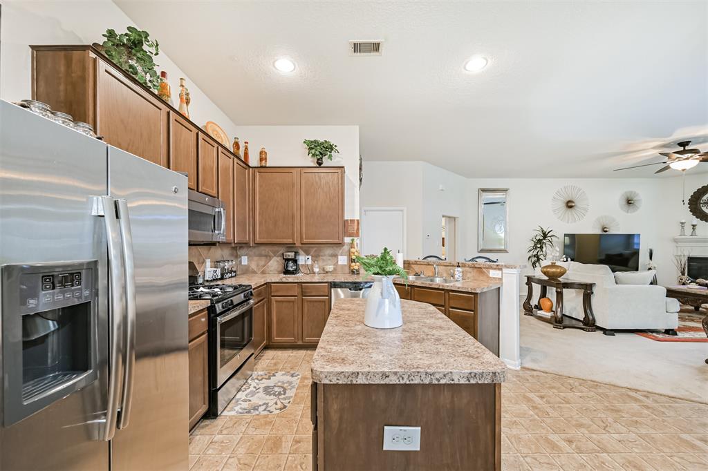 4239 Duneberry Trail, Humble, Texas image 18