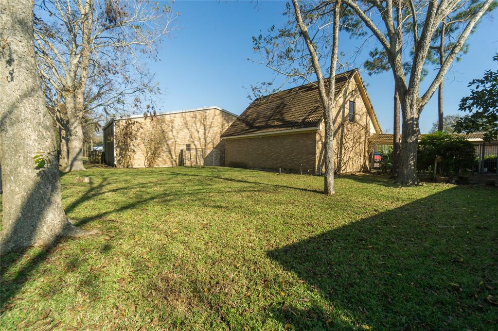 2303 Airline Drive, Friendswood, Texas image 26