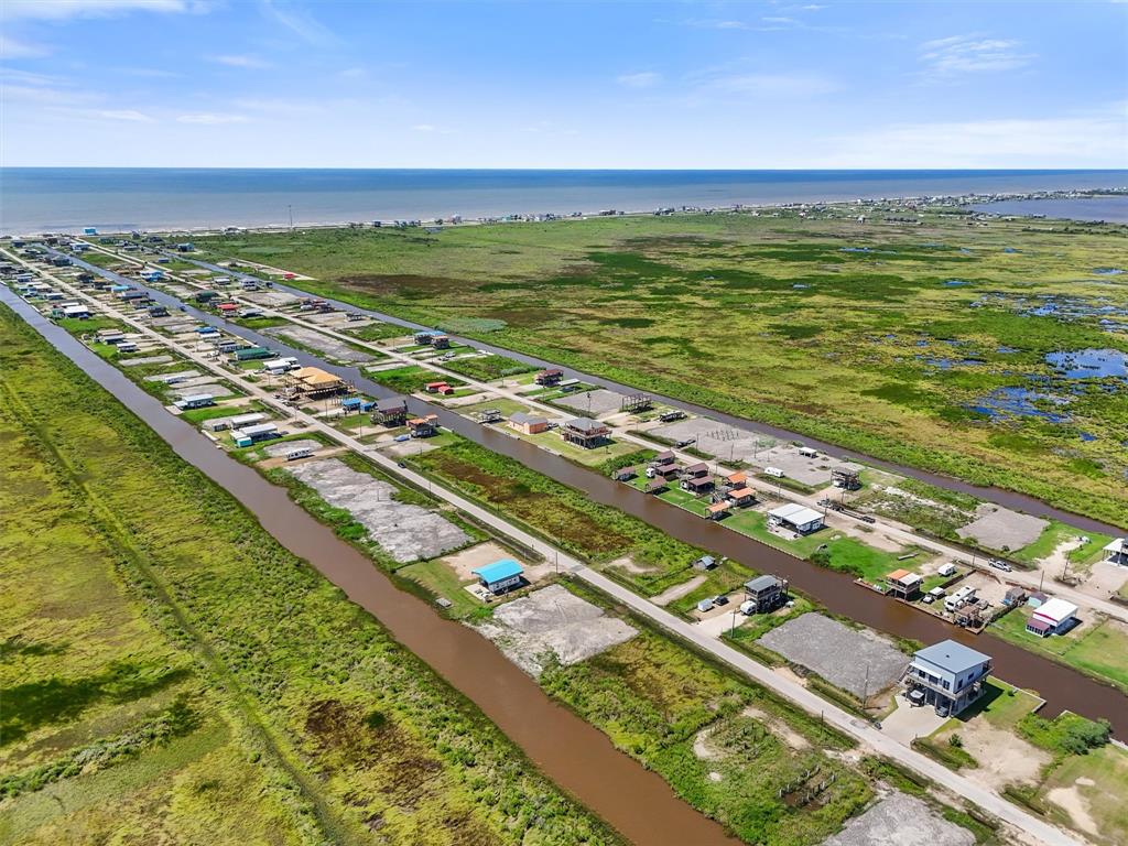 Mabry Beach, Gilchrist, Texas image 3