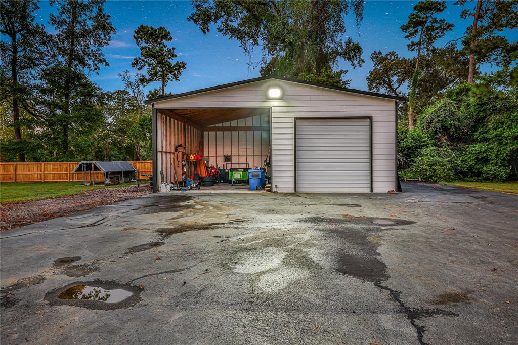 8526 Oakwood Drive, Magnolia, Texas image 3
