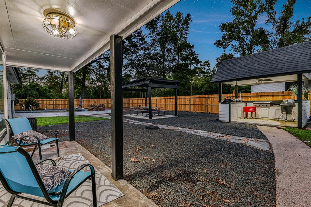 8526 Oakwood Drive, Magnolia, Texas image 5