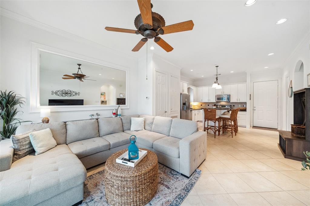 168 Lake Point Boulevard #D204, Conroe, Texas image 19