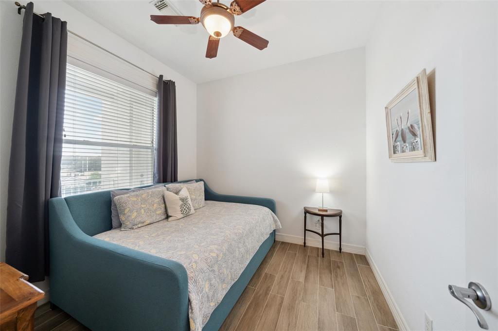 168 Lake Point Boulevard #D204, Conroe, Texas image 11