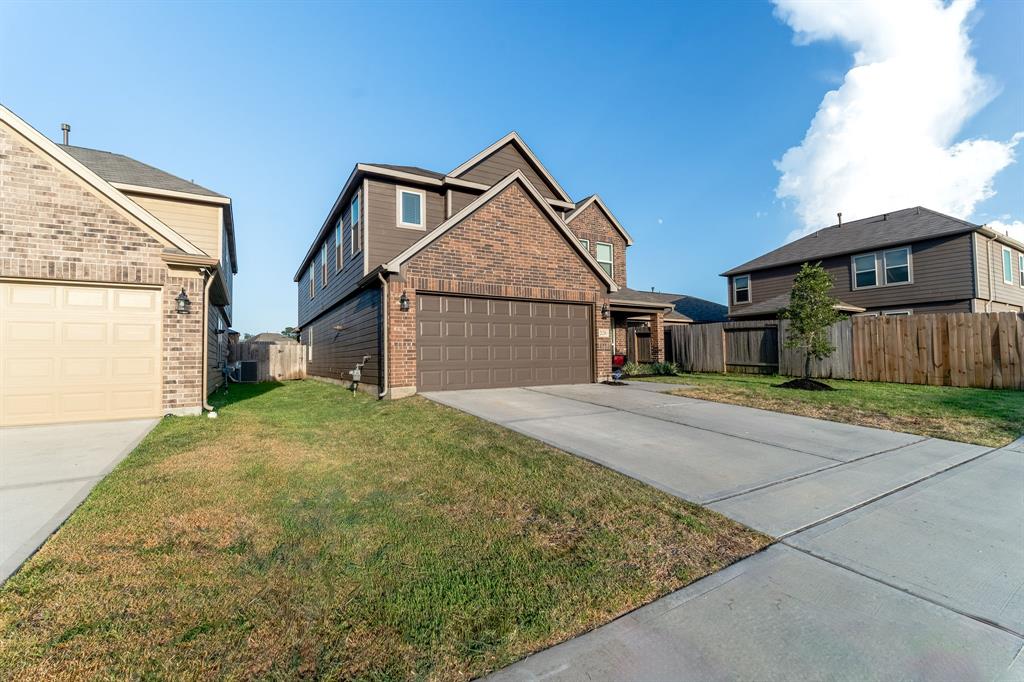 21218 Foxwood Rock Trail, Humble, Texas image 4