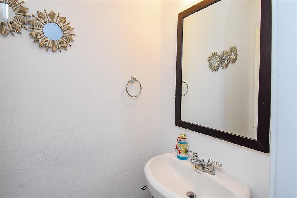 17118 Wilthorne Colony Court, Houston, Texas image 12