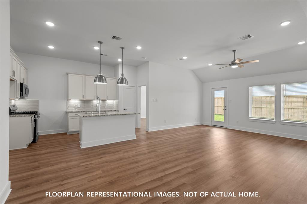 1635 Country View Drive, Rosenberg, Texas image 7
