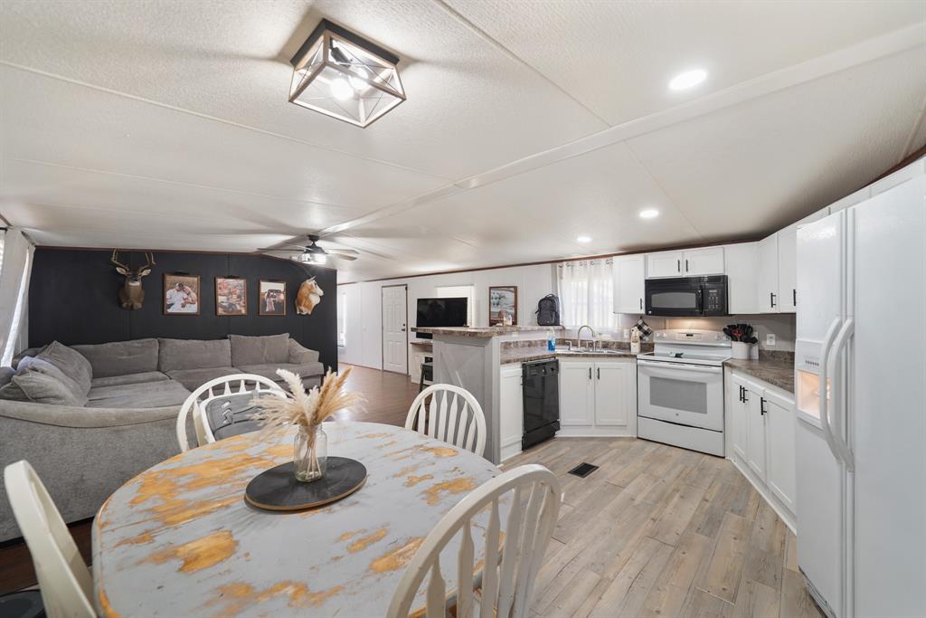101 County Road 4020b, Dayton, Texas image 6