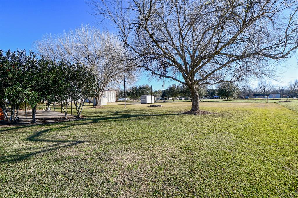 330 Jane Street, Wharton, Texas image 32