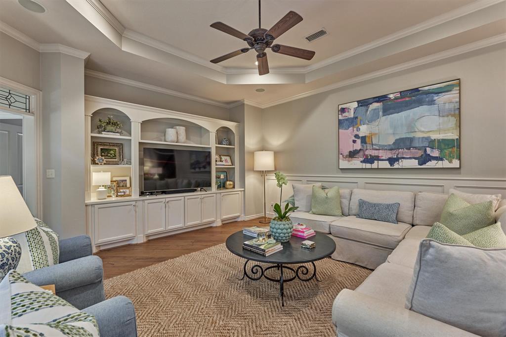 11 E Thymewood Place, The Woodlands, Texas image 24