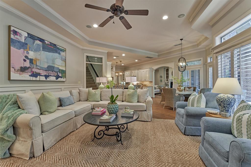 11 E Thymewood Place, The Woodlands, Texas image 26