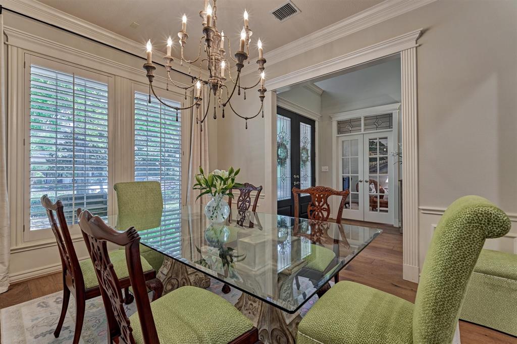 11 E Thymewood Place, The Woodlands, Texas image 7