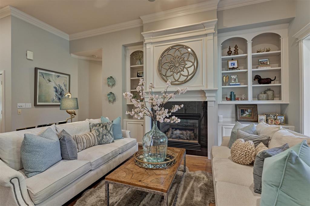 11 E Thymewood Place, The Woodlands, Texas image 12