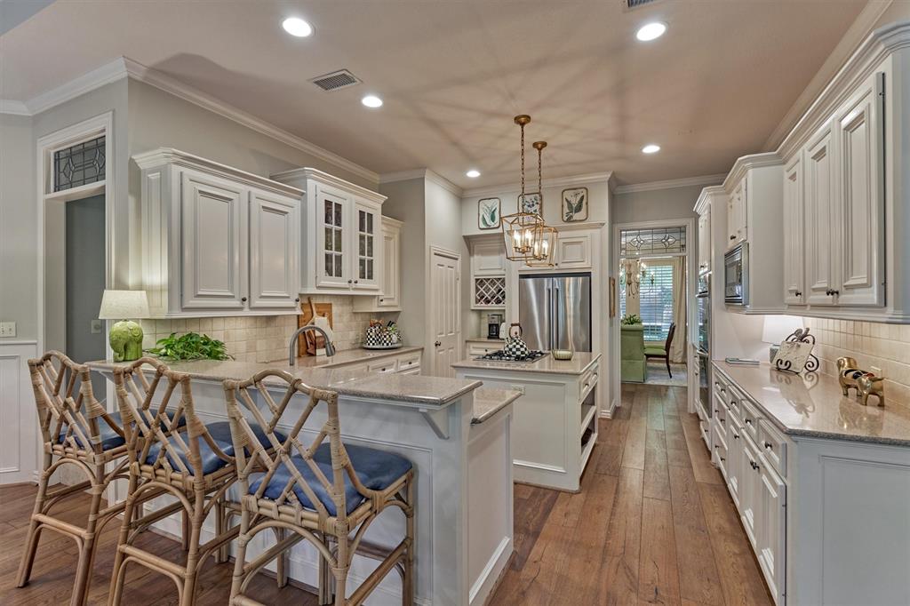 11 E Thymewood Place, The Woodlands, Texas image 20