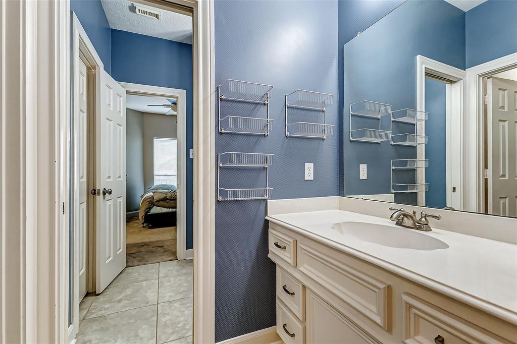 5234 Whitmore Street, Fulshear, Texas image 32