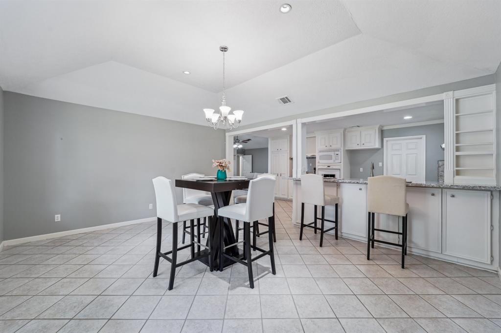 11310 Gladefield Drive, Houston, Texas image 13