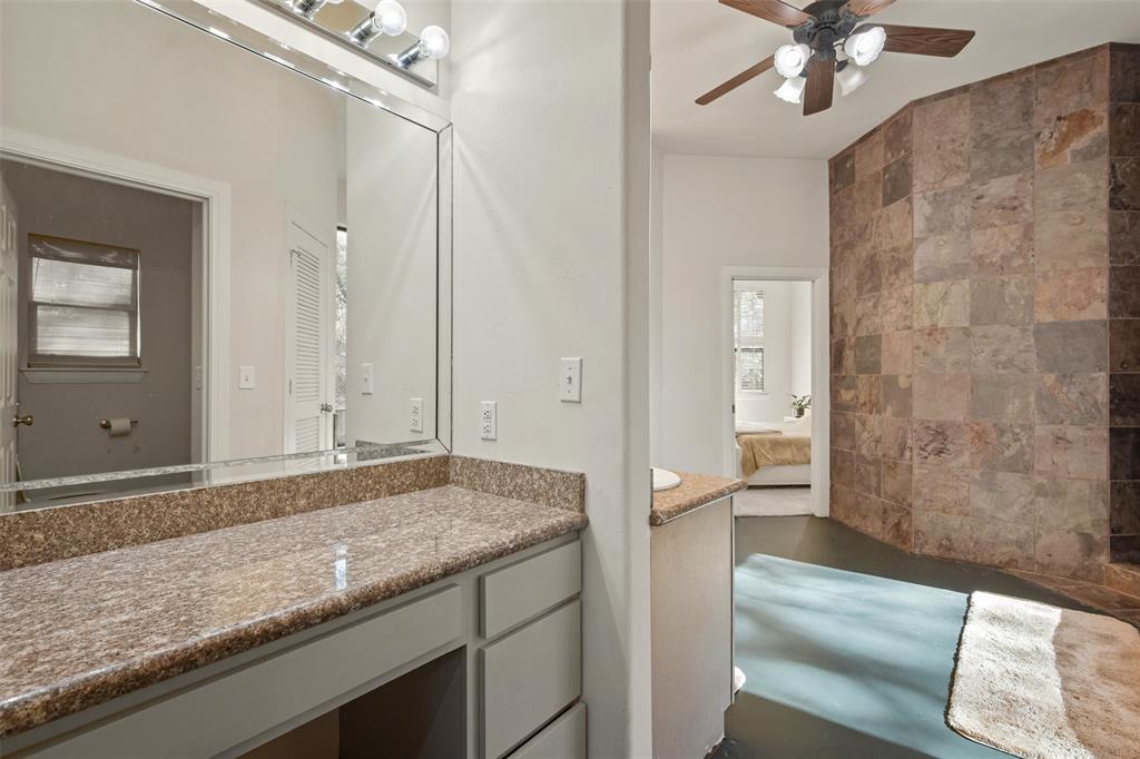 5 Oak Crest Circle, Magnolia, Texas image 25