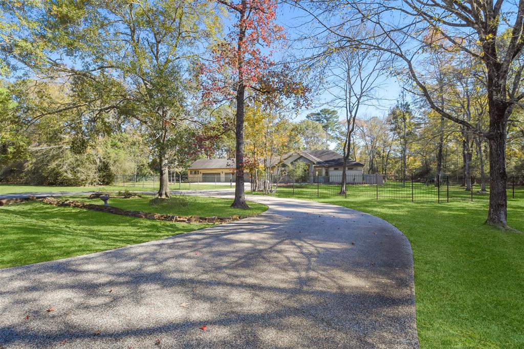 5 Oak Crest Circle, Magnolia, Texas image 2