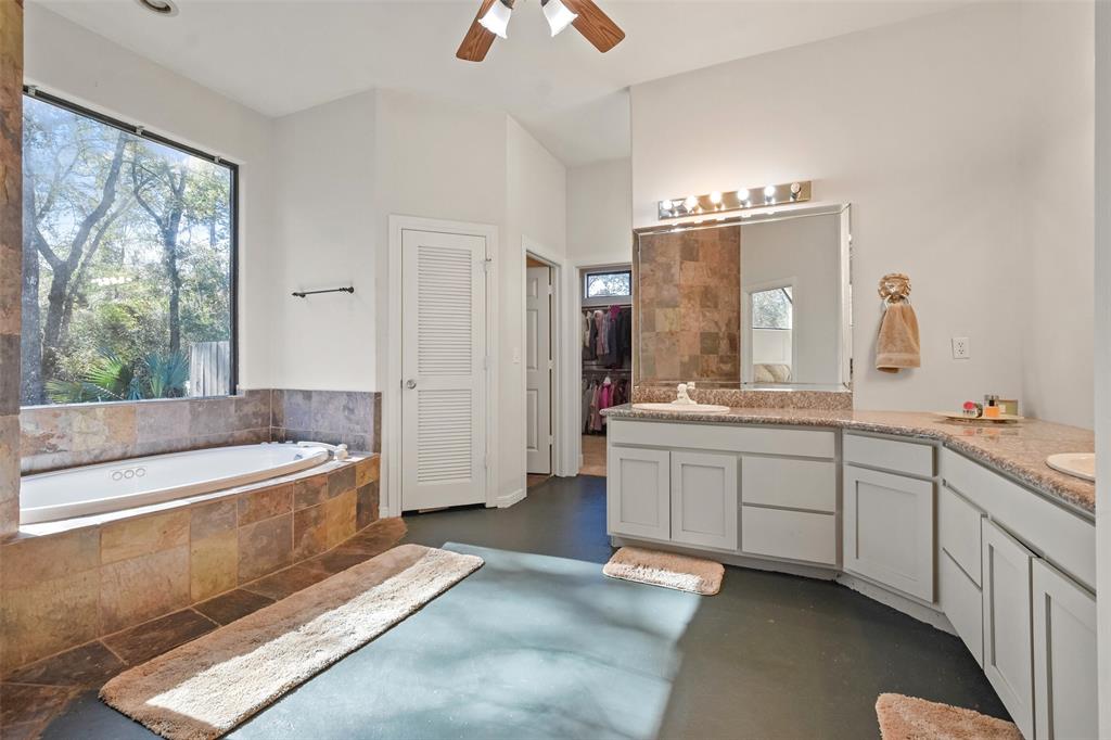 5 Oak Crest Circle, Magnolia, Texas image 22