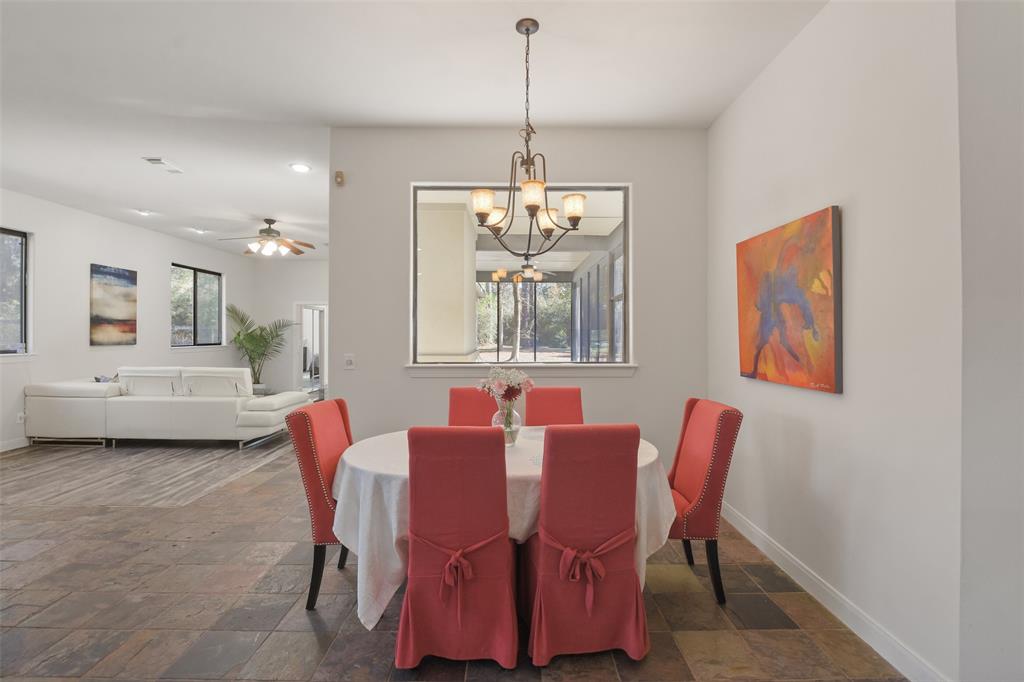 5 Oak Crest Circle, Magnolia, Texas image 13