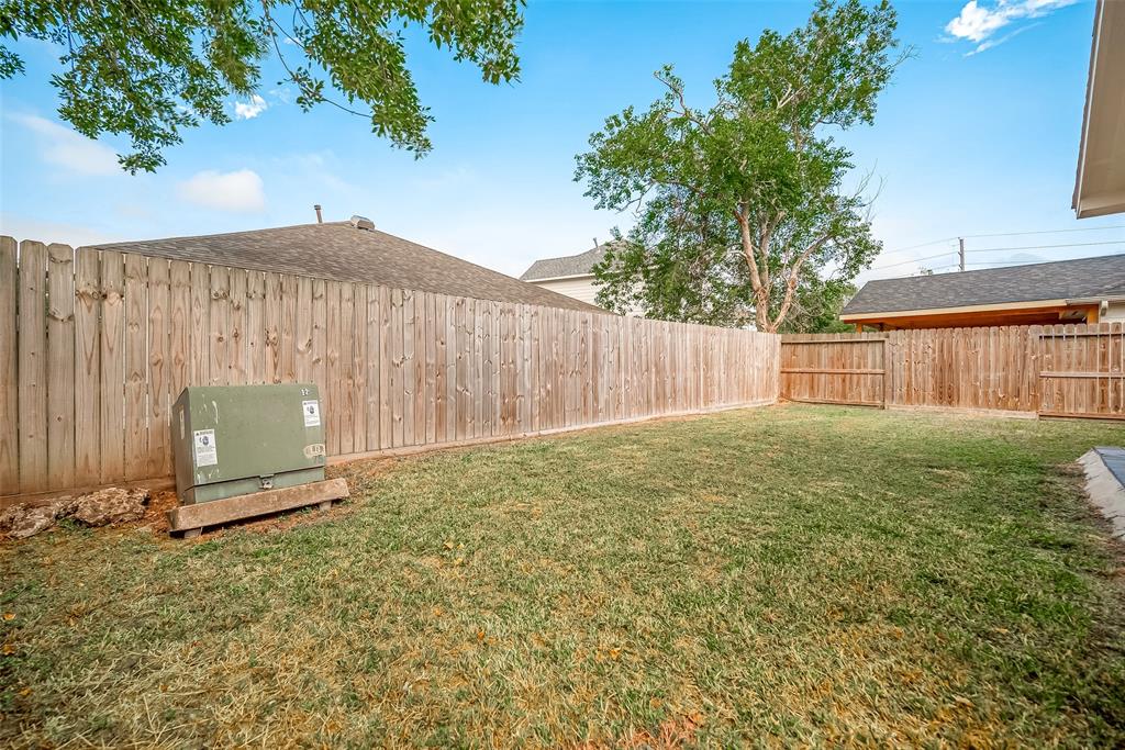 3914 Teal Run Meadows Drive, Fresno, Texas image 42