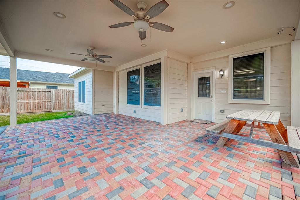 3914 Teal Run Meadows Drive, Fresno, Texas image 37