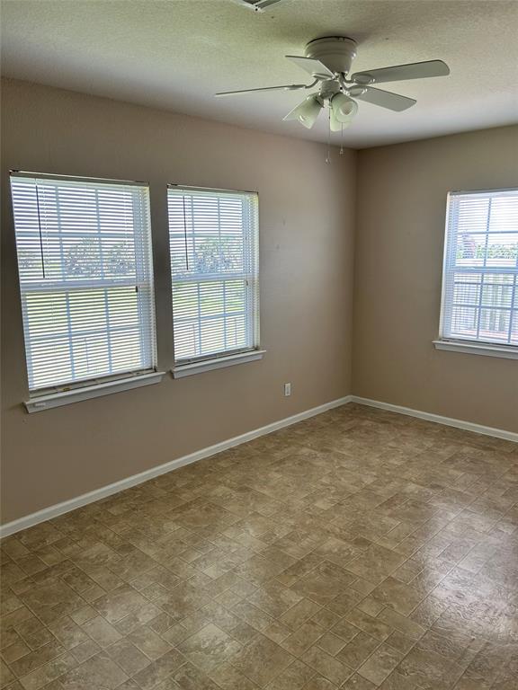 3913 1st St, Galveston, Texas image 22