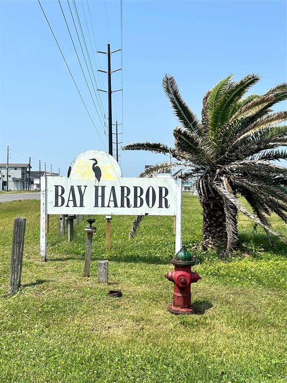 3913 1st St, Galveston, Texas image 25