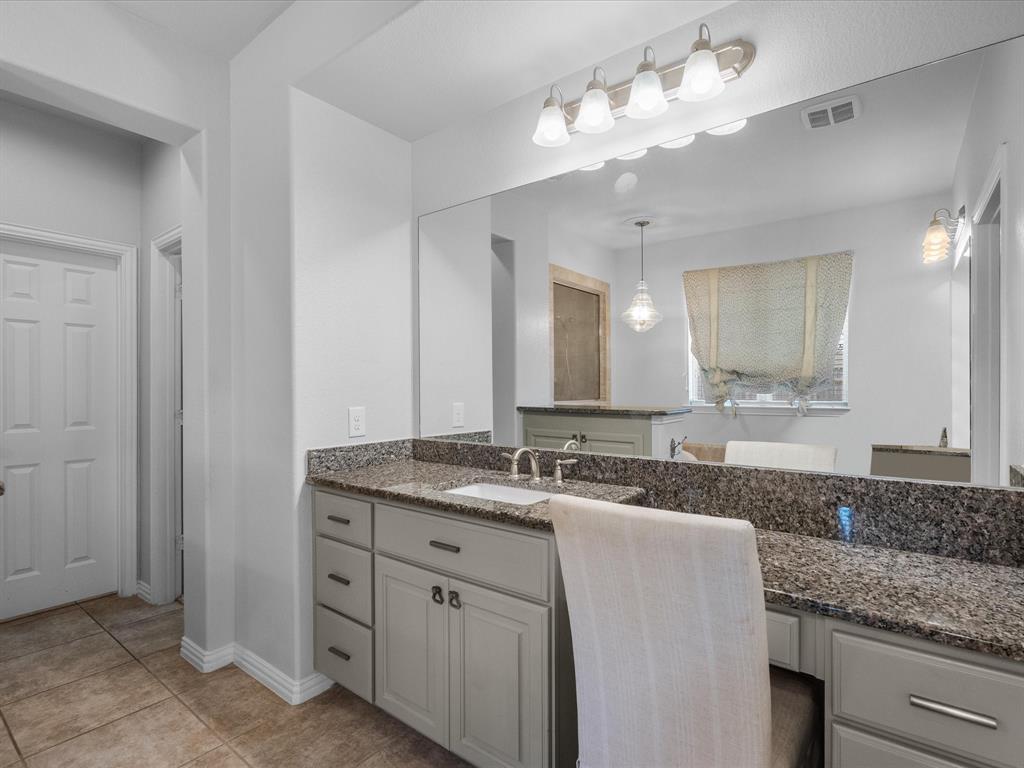 904 Cozy Hollow Court, Friendswood, Texas image 25