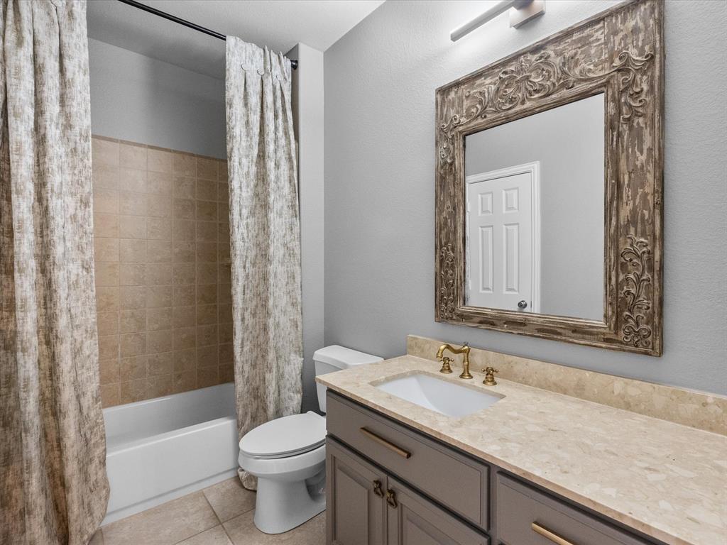 904 Cozy Hollow Court, Friendswood, Texas image 32
