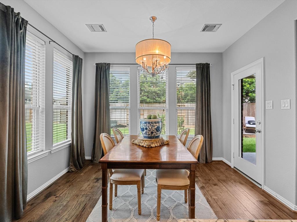 904 Cozy Hollow Court, Friendswood, Texas image 14