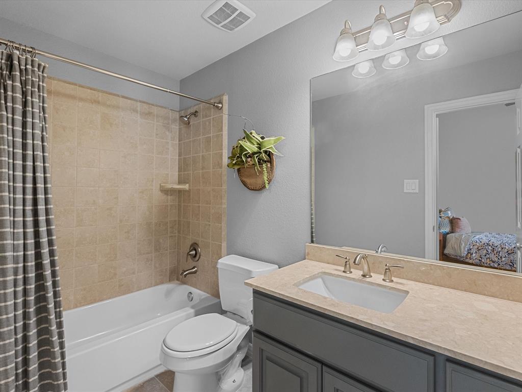 904 Cozy Hollow Court, Friendswood, Texas image 39