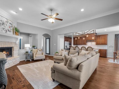 904 Cozy Hollow Court Friendswood TX 77546
