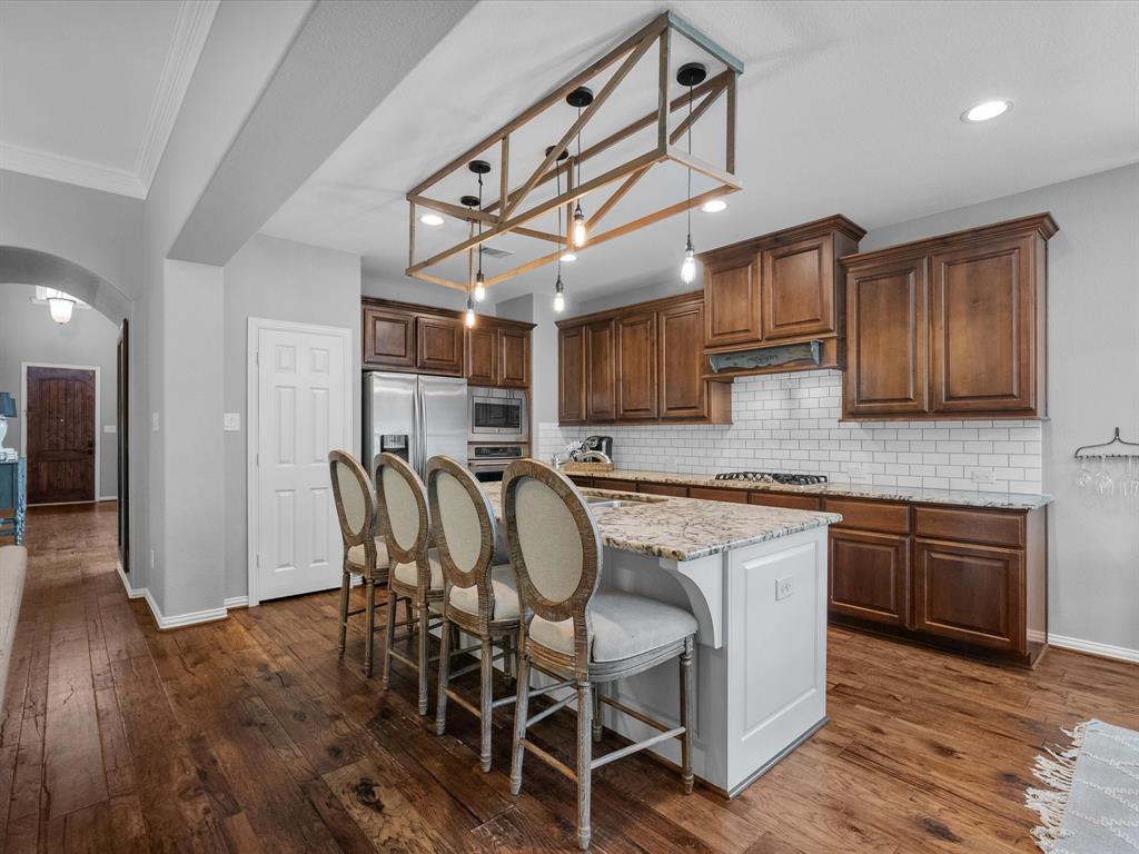 904 Cozy Hollow Court, Friendswood, Texas image 12