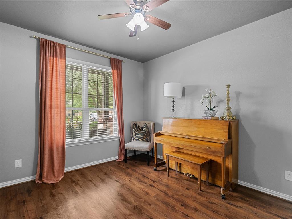 904 Cozy Hollow Court, Friendswood, Texas image 33