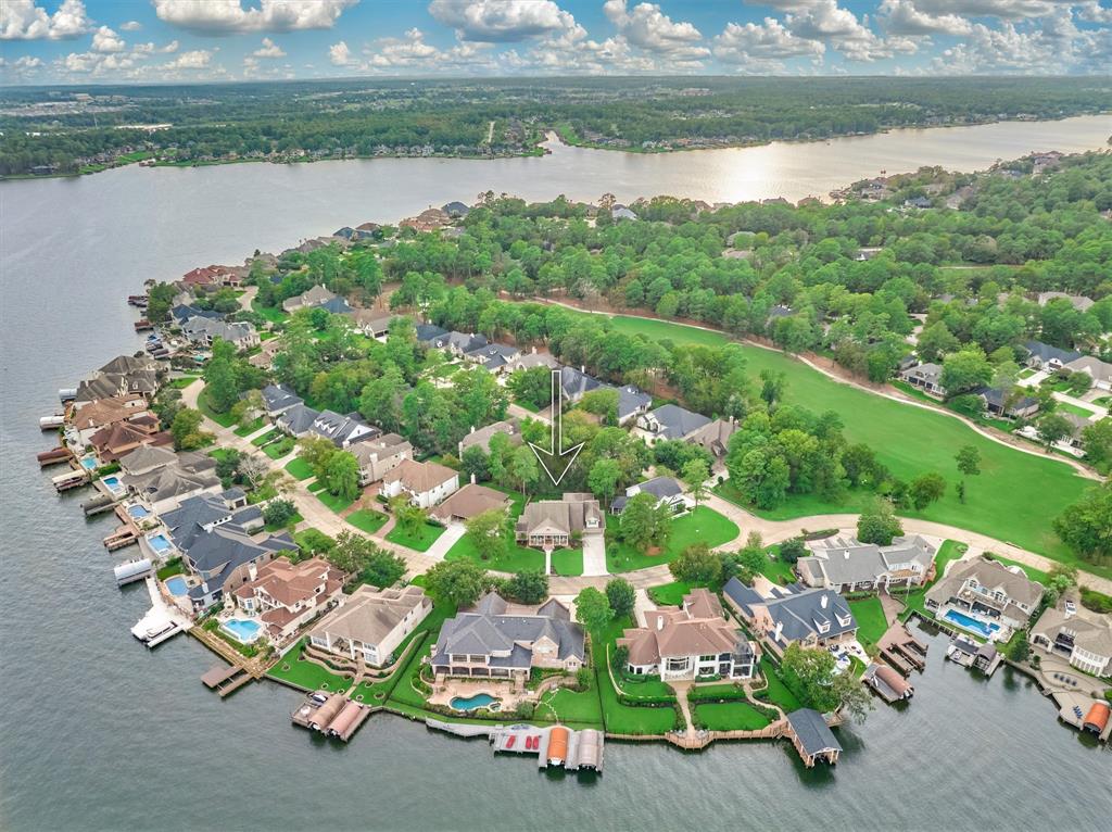 87 W Shore Drive, Montgomery, Texas image 1