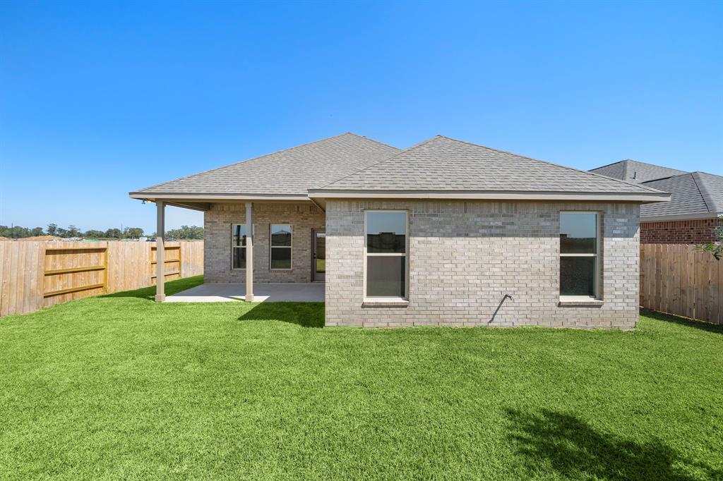 706 Blue Sky Place, Beasley, Texas image 23