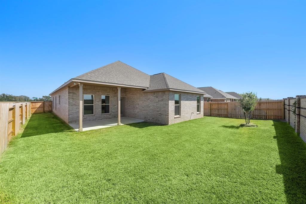 706 Blue Sky Place, Beasley, Texas image 22