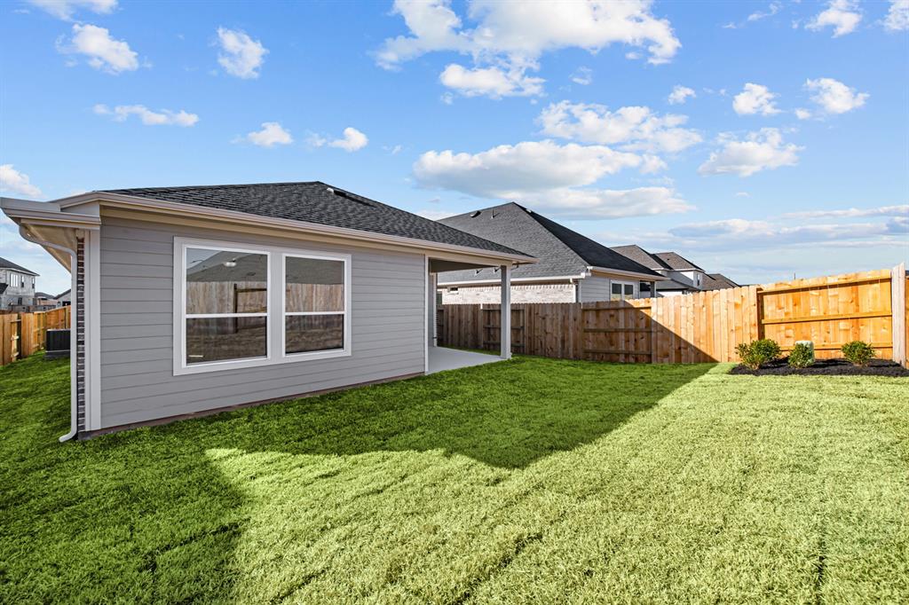 16278 Rock Hollow Bend, Waller, Texas image 10