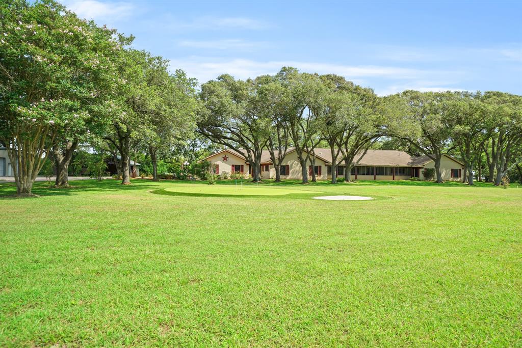 514 E Bayshore Drive, Palacios, Texas image 1