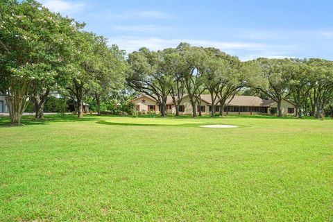 514 E Bayshore Drive Palacios TX 77465