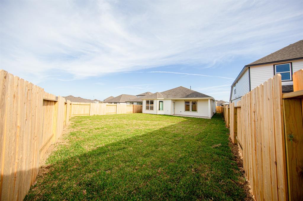 3008 Plains Circle, Brookshire, Texas image 19