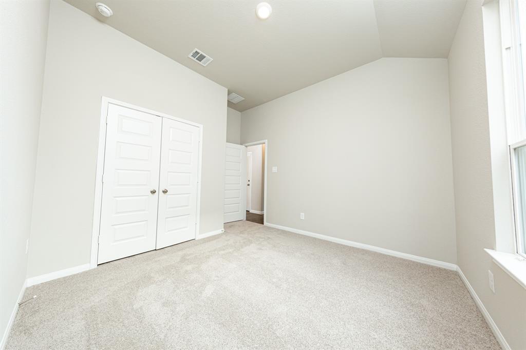 3008 Plains Circle, Brookshire, Texas image 6