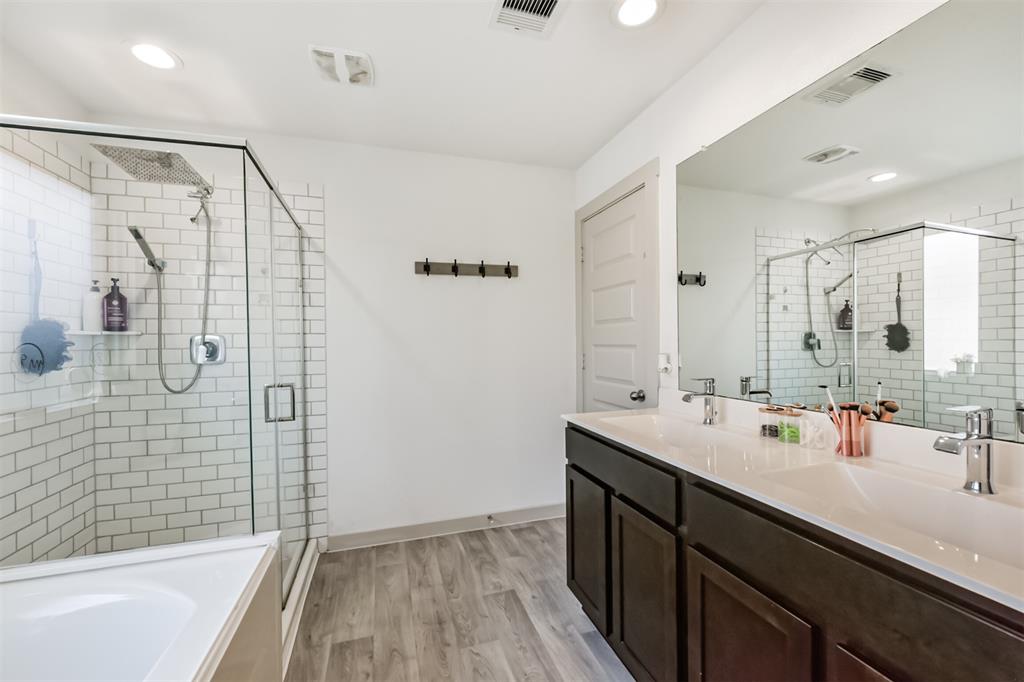 918 Betsy Hill Drive, Rosharon, Texas image 23