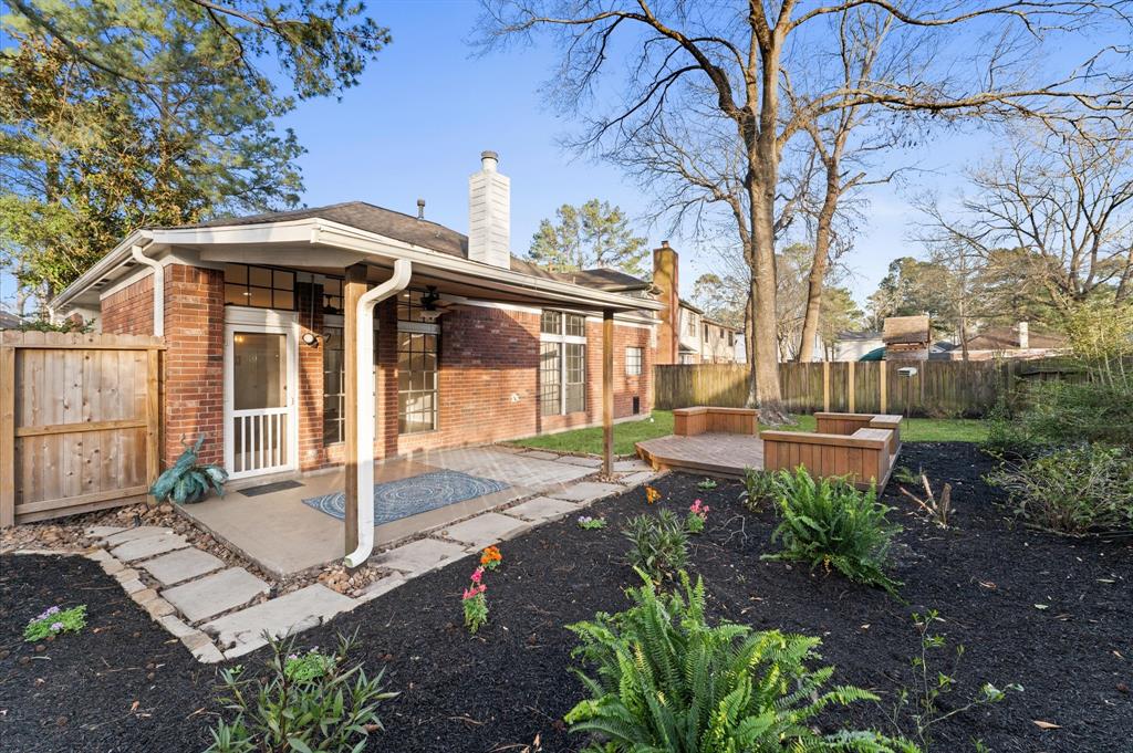 4927 Dobbin Springs Lane, Kingwood, Texas image 15
