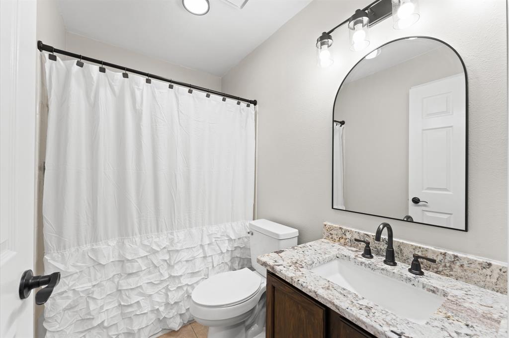4927 Dobbin Springs Lane, Kingwood, Texas image 13