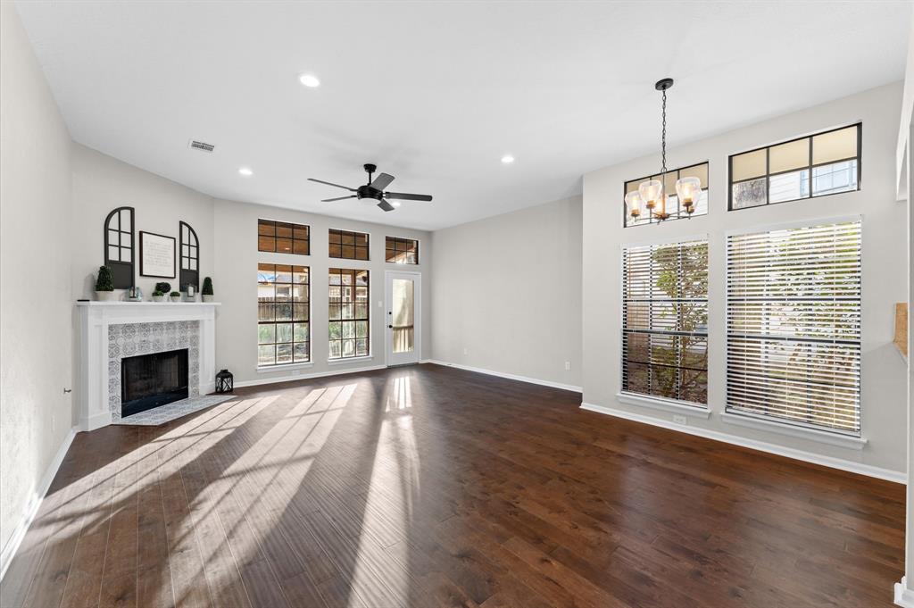 4927 Dobbin Springs Lane, Kingwood, Texas image 4