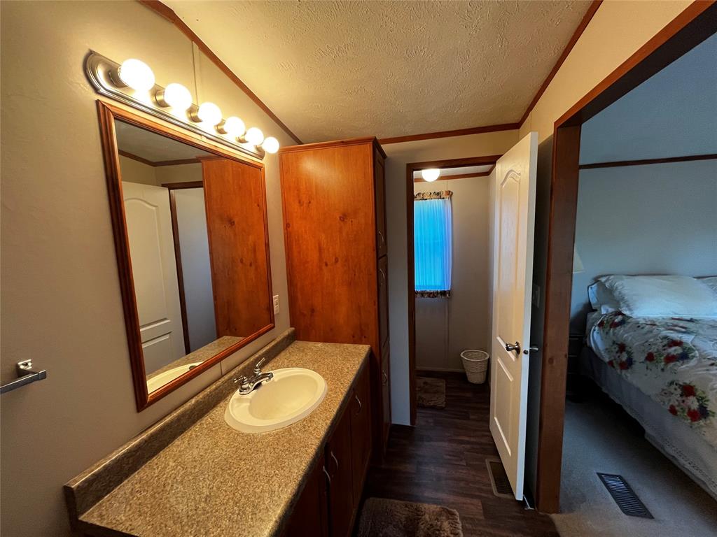 171 County Road 2010, Hardin, Texas image 13