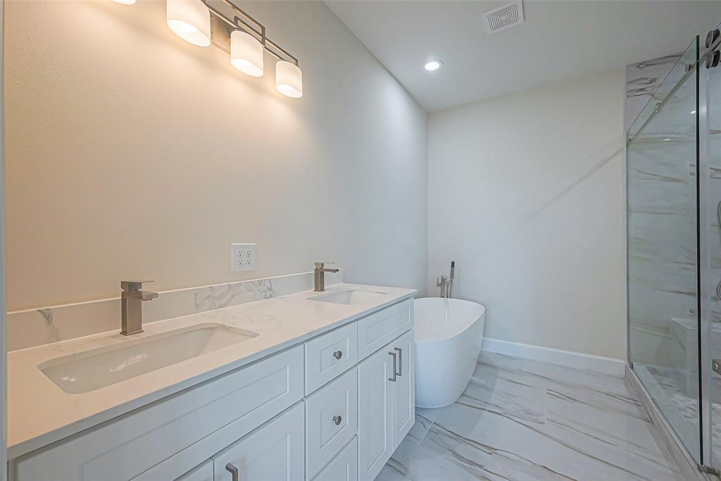 4746 Mallow Street, Houston, Texas image 37
