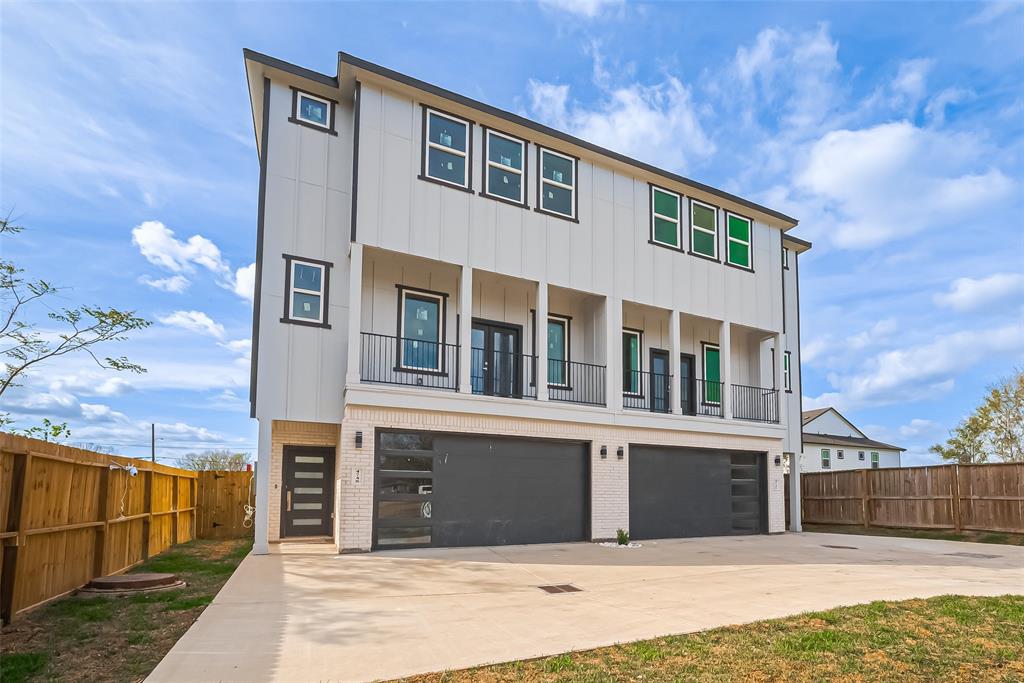 4746 Mallow Street, Houston, Texas image 2